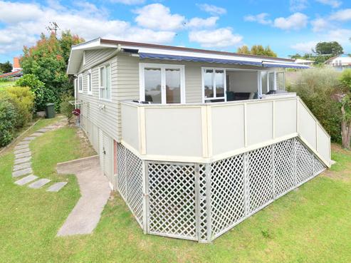 20 Rimu Road, Stanmore Bay