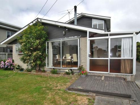 150 Rocking Horse Road, Southshore