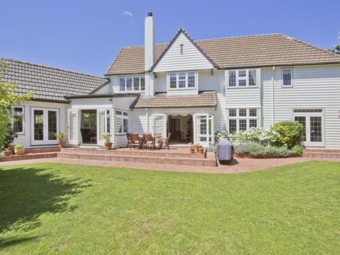 44 Ludlam Crescent, Woburn