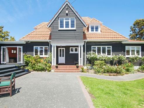 6 Maire Street, Woburn