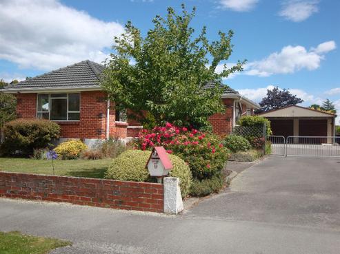 4 Athol Place, Highfield