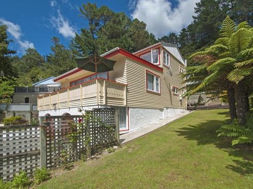 470B Stokes Valley Road, Stokes Valley