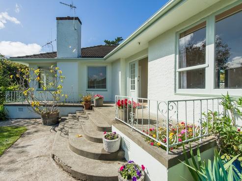 2 Tregarth Street, Saint Johns Hill