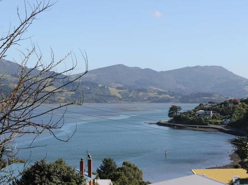 1 Hellyer Street, Macandrew Bay