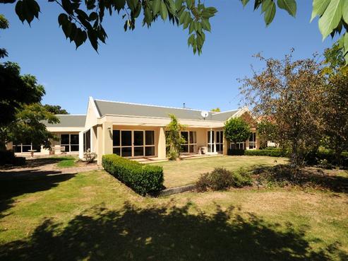20 Regents Park Drive, Casebrook