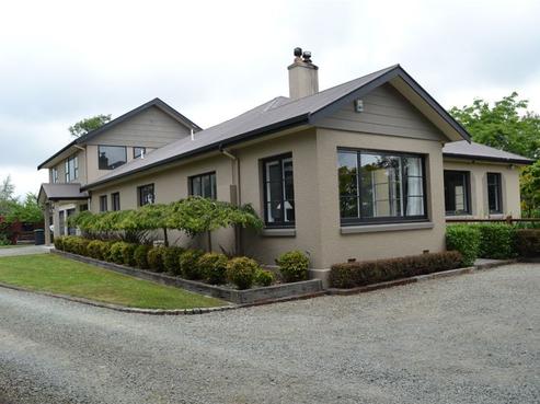 254 Pages Road, Gleniti