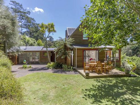 132 Carter Road, Oratia