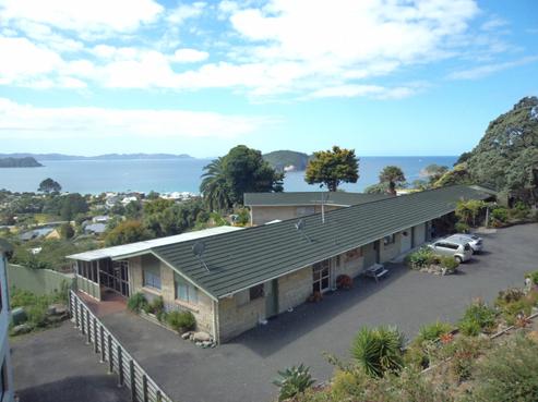 13 Christine Terrace, Hahei
