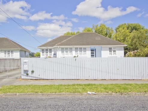 30 Strand Crescent, Naenae