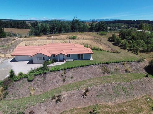 201 Westdale Road, Redwood Valley
