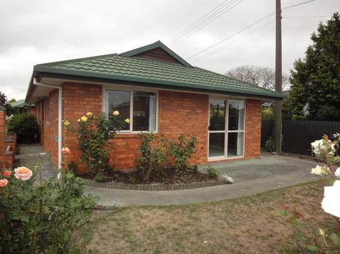 2/13 O'Briens Road, Sockburn