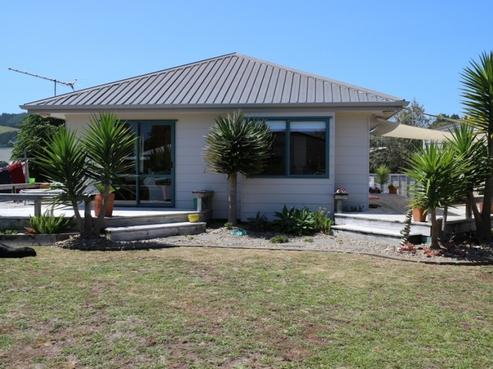 3 Morcom Drive, Cooks Beach