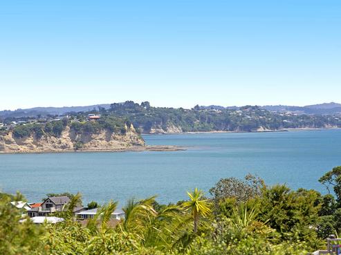 75 Roberts Road, Matakatia