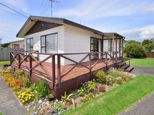9 Doment Crescent, Orewa