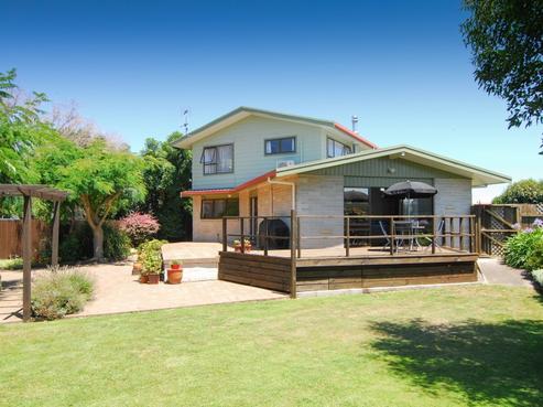 711A Duke Street, Mahora