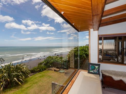 55 Messenger Terrace, Oakura