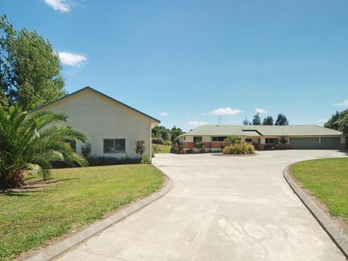26 Awaroa Stream Drive, Waiuku