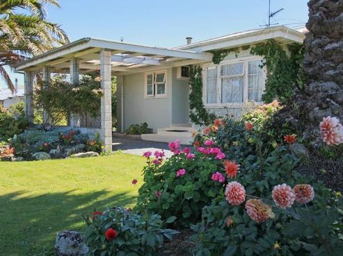 2 East Street, Greytown