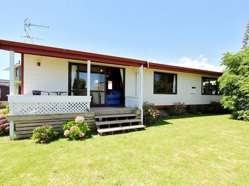 21 Puketotara Street, Highlands Park