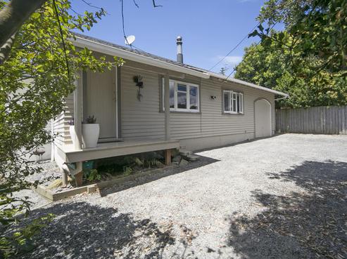 160 Atkinson Road, Titirangi