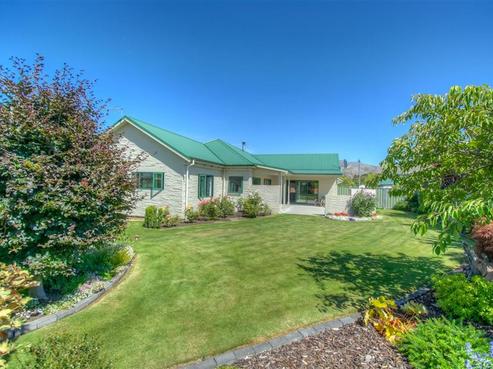 8 Fenwick Crescent, Cromwell
