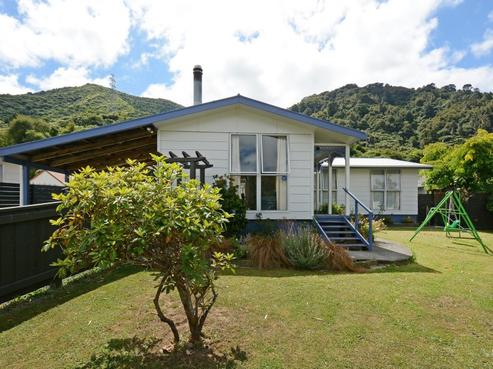 9 Hartford Crescent, Totara Park