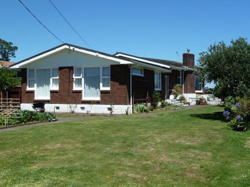 82 Queens Road, Glen Avon
