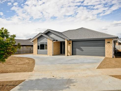 15 Eastridge Terrace, Huntington