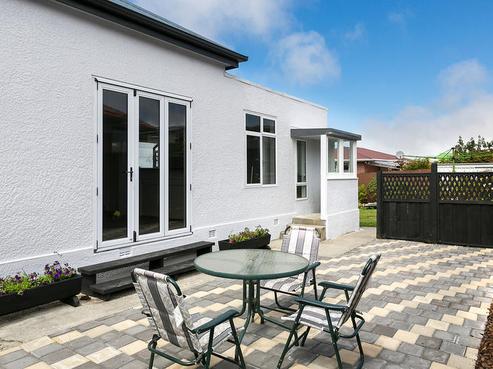 27 Mornington Road, Balaclava