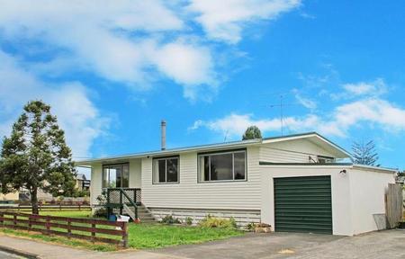 1/11 Parakai Avenue, Parakai