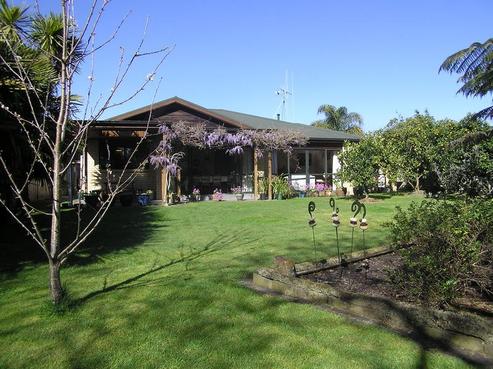 5 Huntington Drive, Huntington