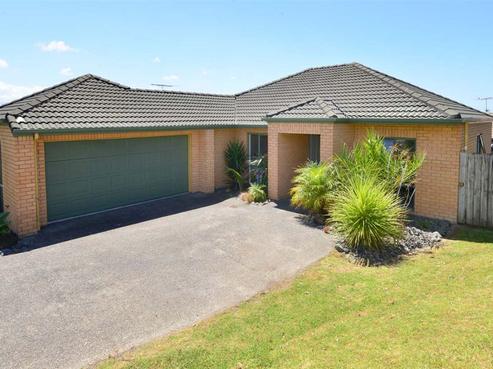 61 Bluebird Crescent, Unsworth Heights