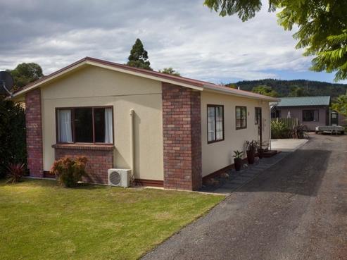 304A Hetherington Road, Whangamata