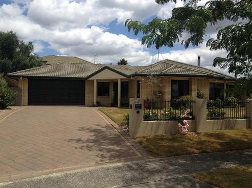 33 Keswick Crescent, Huntington