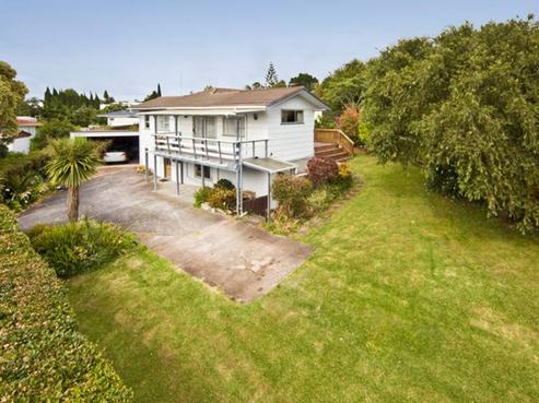 6 Blue Spur Way, Glendene