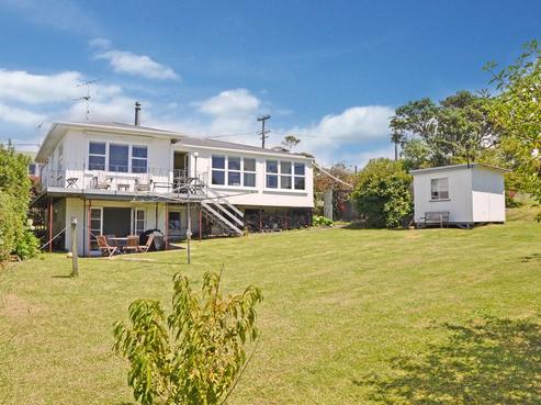 1 Sea View Road, Leigh
