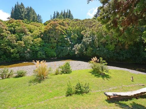 2120 Akatarawa Road, Akatarawa
