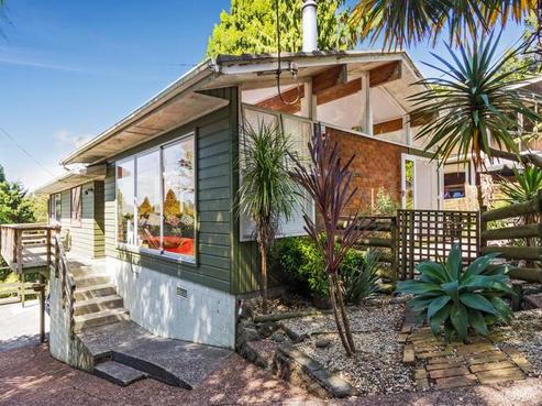 200 Godley Road, Titirangi