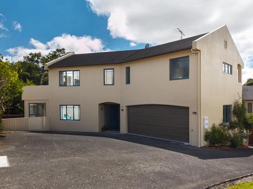 22 Belvedere Court, West Harbour