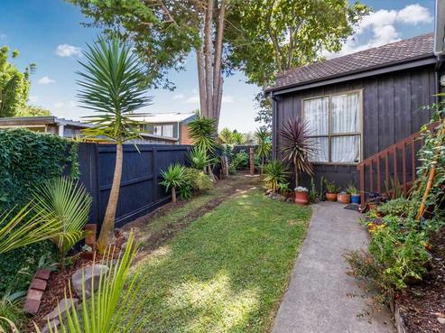 19 Karepo Crescent, Ranui