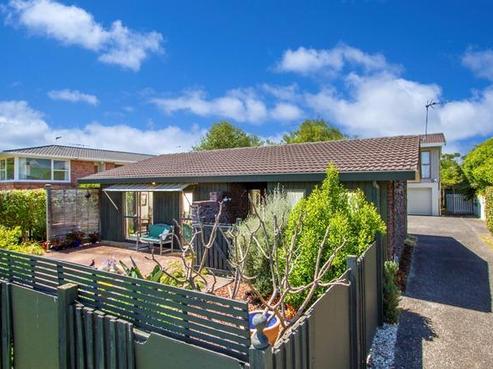 12A Stanley Avenue, Milford