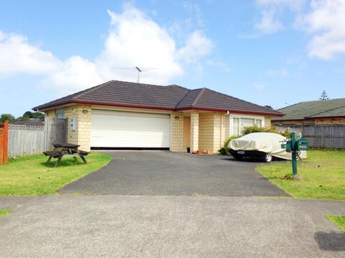 4 Sonterra Close, Randwick Park