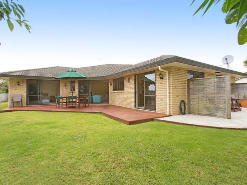 34 Alec Craig Way, Gulf Harbour