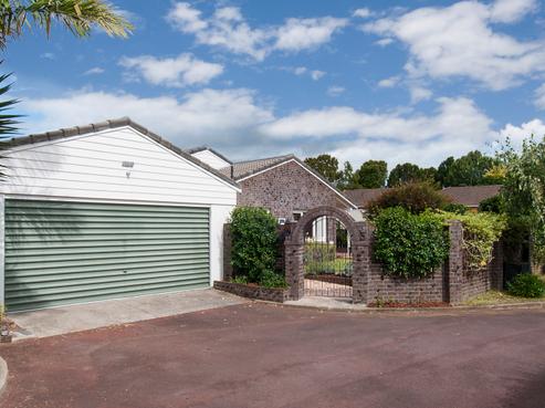 3 Nassau Court, Half Moon Bay