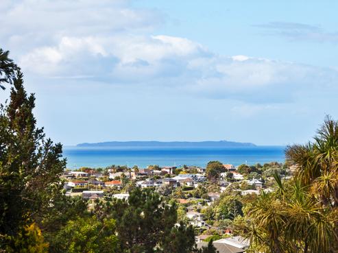 7 Dalmeny Close, Murrays Bay