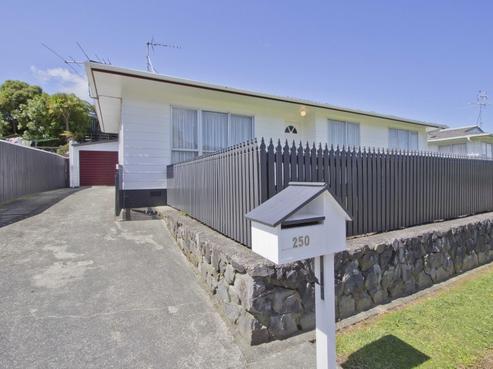 250 Major Drive, Kelson
