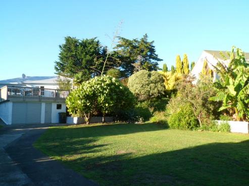 61 Gillies Crescent, Waimarama