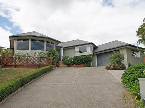 4 Ayrshire Drive, Grandview Heights