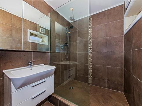 4/18 Parr Terrace, Castor Bay