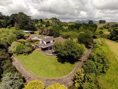 393 Barrett Road, Omata